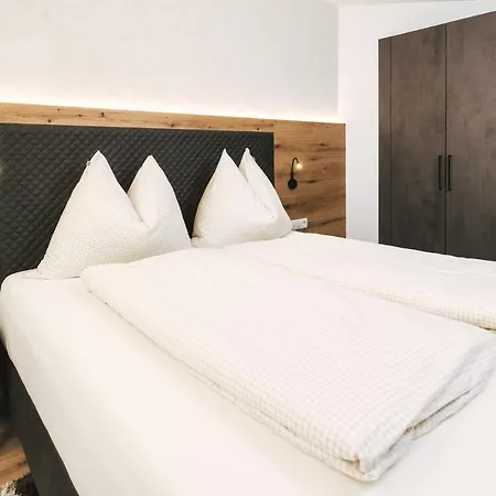 Apartment Dreilaendereck Blockhuetten &