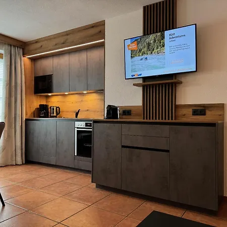 Dreilaendereck Blockhuetten & * Ried im Oberinntal