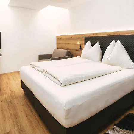 Dreilaendereck Blockhuetten & Apartman