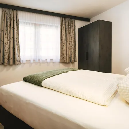 Dreilaendereck Blockhuetten & Apartman Ried im Oberinntal