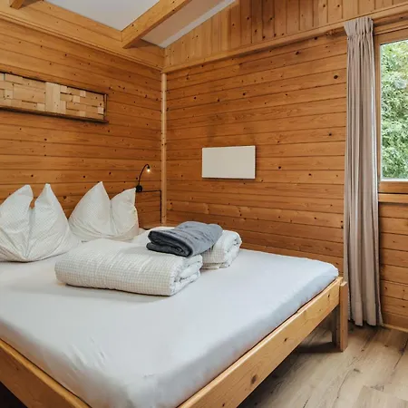 Dreilaendereck Blockhuetten & * Ried im Oberinntal